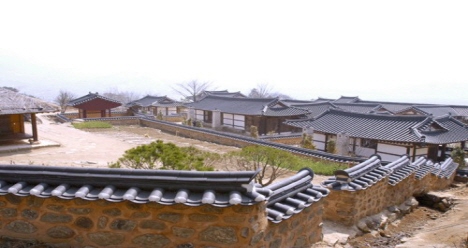 A Home of Choi Cham-pan in Pyeongsa-ri