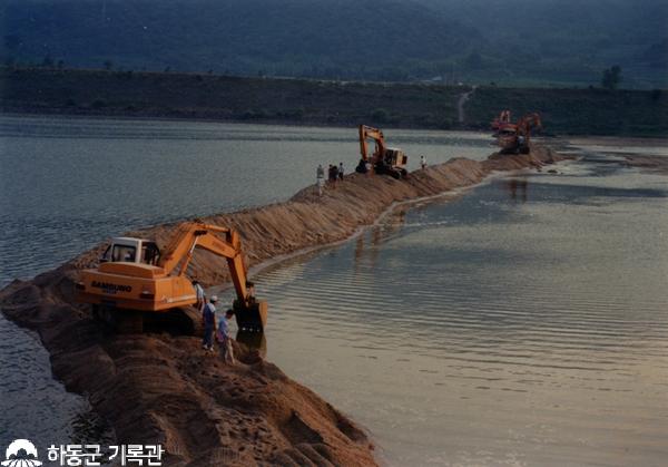 1994. 한해대책 섬진강 하천막기(하동읍흥룡리)