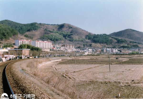 년도미상(1980년대추정). 하동읍전경2